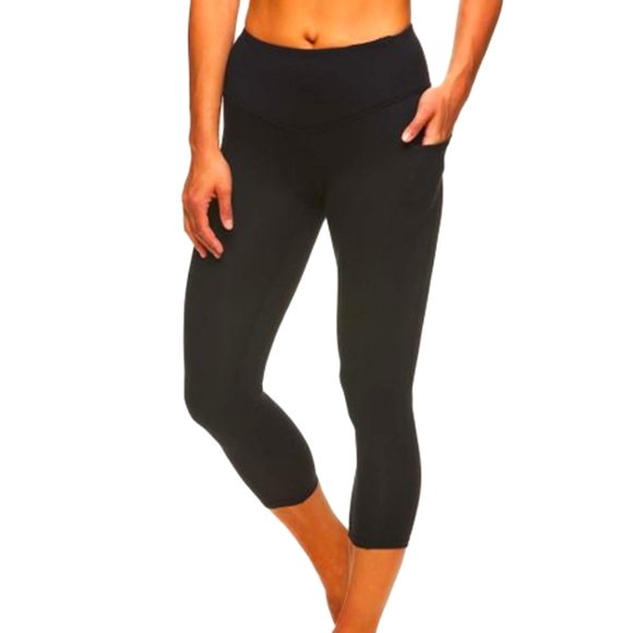 Gaiam Om Yoga Capri